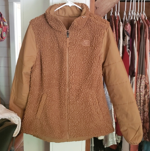 North Face Jacket - Picture 7 of 10